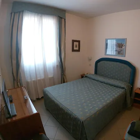 Otel Del Passo 3*